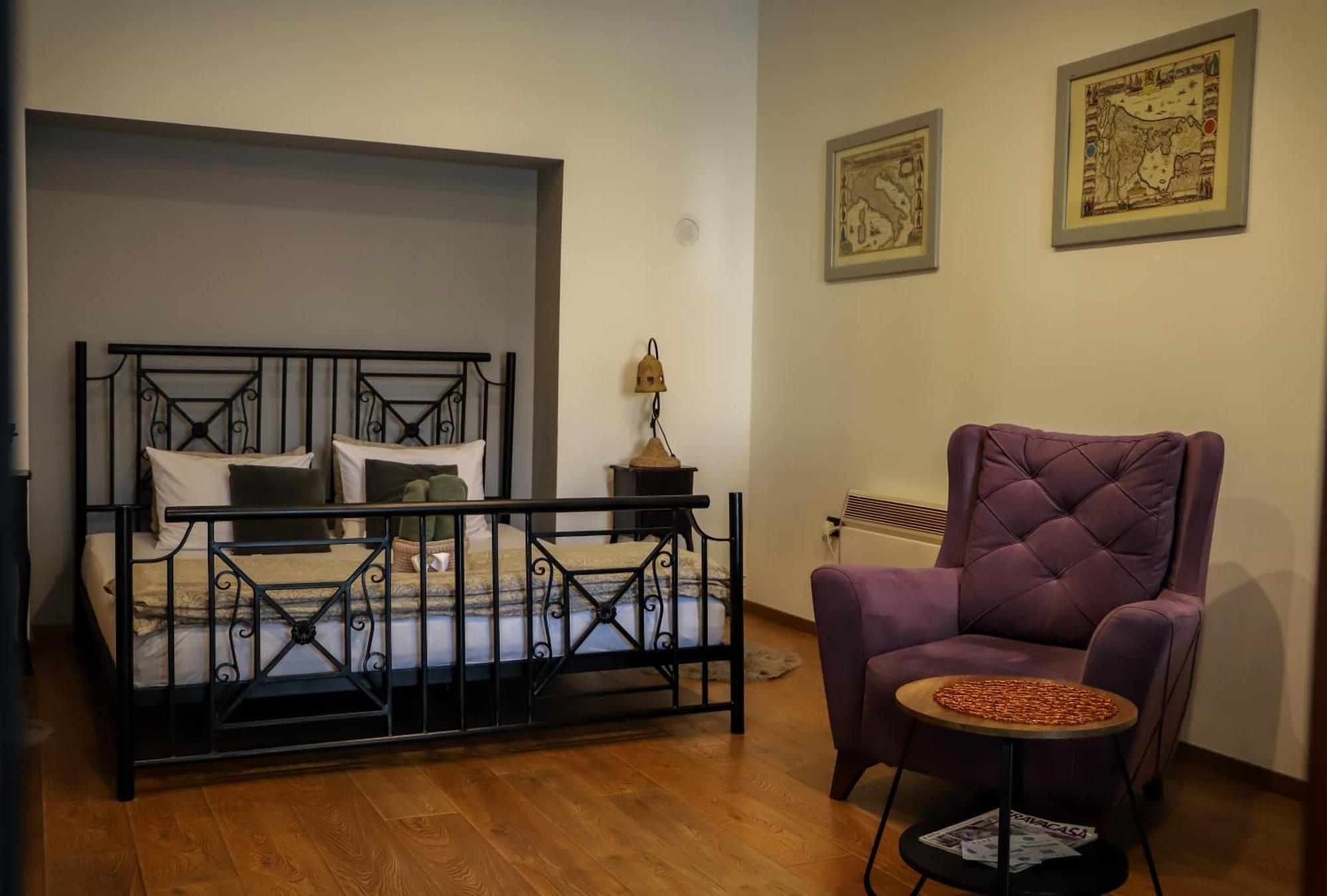 Rezervisi Slobodno, U Centru Smo Appartement Novi Sad Buitenkant foto